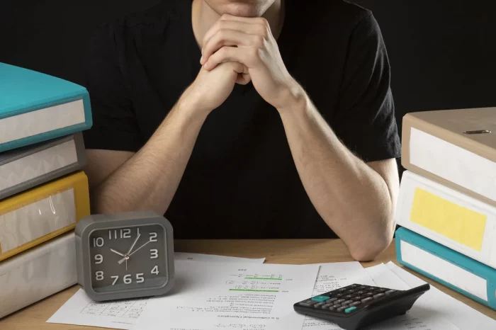 Как правильно выйти из кредитной ямы